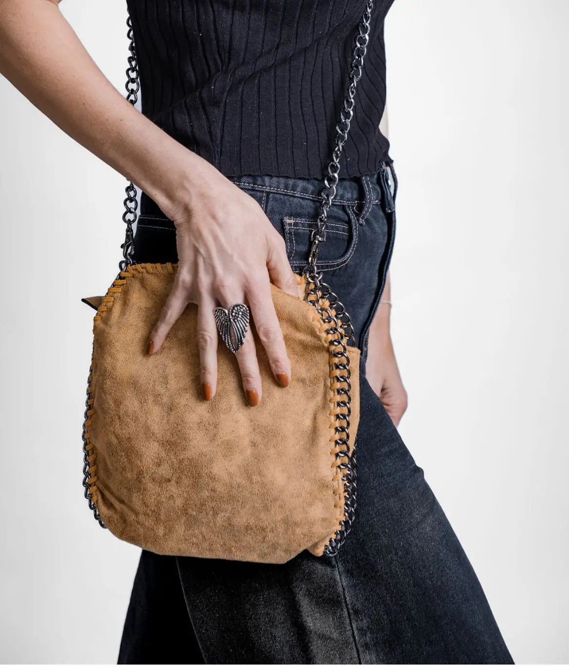 Cartera cuero sintetico cadenas 25.900 CARTERA DOMI - Imagen 1